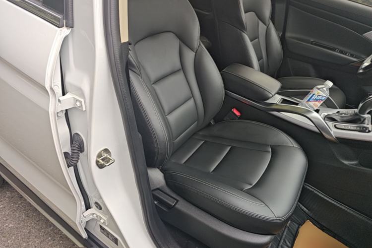 Used Geely Auto Emgrand X7 Sport 2016 1.8TD Automatic ZhiShang Model Right Front Seat