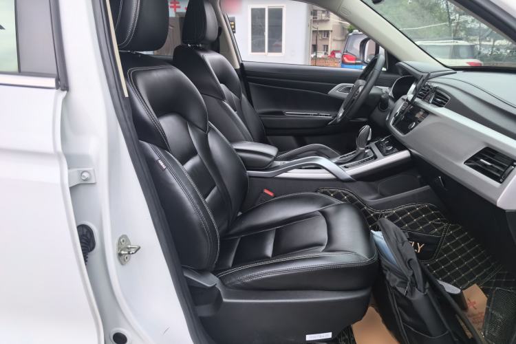 Used Geely Auto Emgrand X7 Sport 2016 1.8TD Automatic Smart Model Right Front Seat
