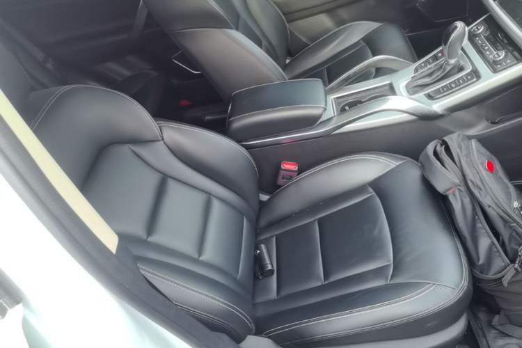 Used Geely Auto Emgrand X7 Sport 2016 1.8TD Automatic Smart Model Right Front Seat
