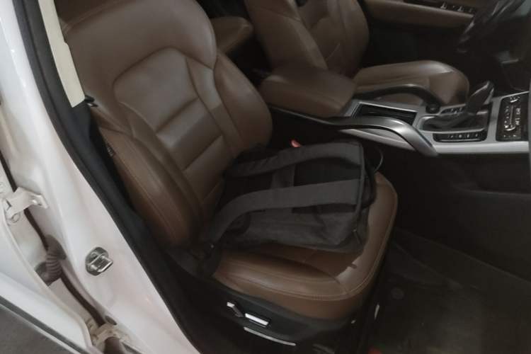 Used Geely Auto Emgrand X7 Sport 2016 1.8TD Automatic ZhiZun Version Right Front Seat