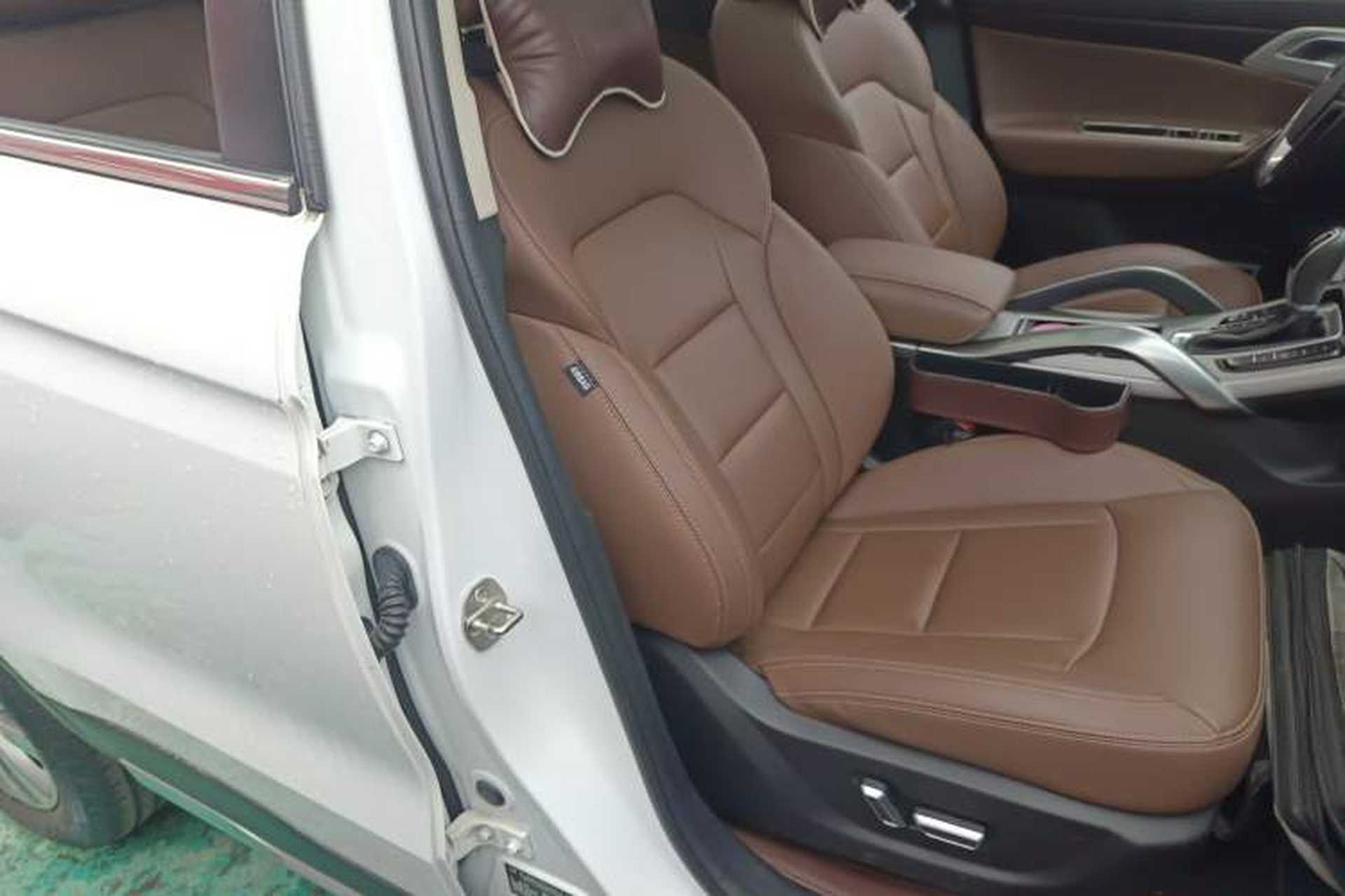 Used Geely Auto Emgrand X7 Sport 2016 1.8TD Automatic ZhiZun Version Right Front Seat