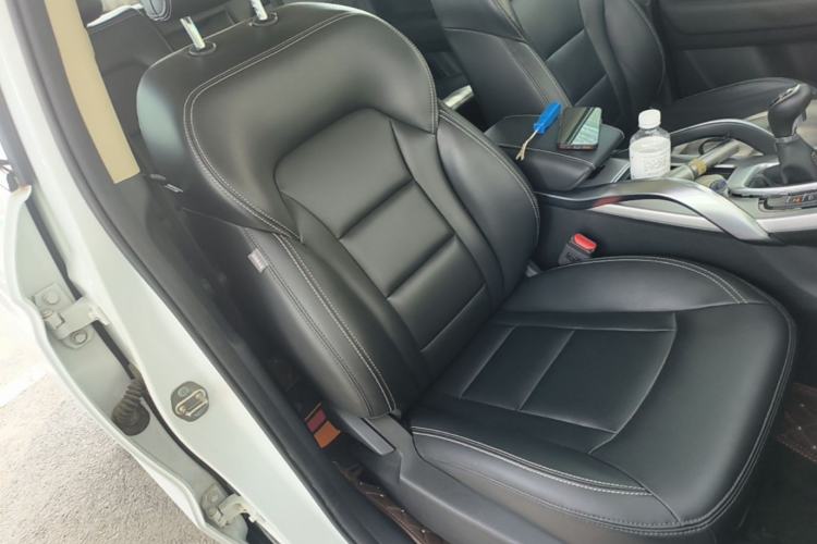 Used Geely Auto Emgrand X7 Sport 2016 2.0L Manual ZhiShang Version Right Front Seat