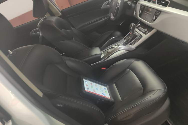 Used Geely Auto Emgrand X7 Sport 2016 1.8TD Automatic Smart Model Right Front Seat