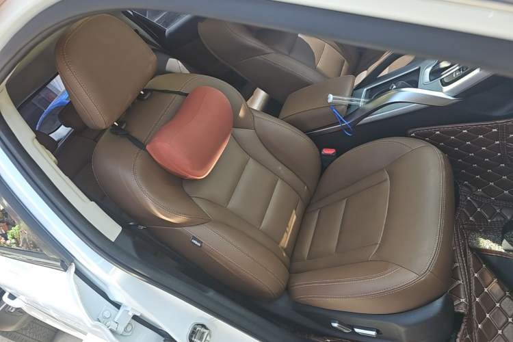 Used Geely Auto Emgrand X7 Sport 2016 1.8TD Automatic ZhiZun Version Right Front Seat