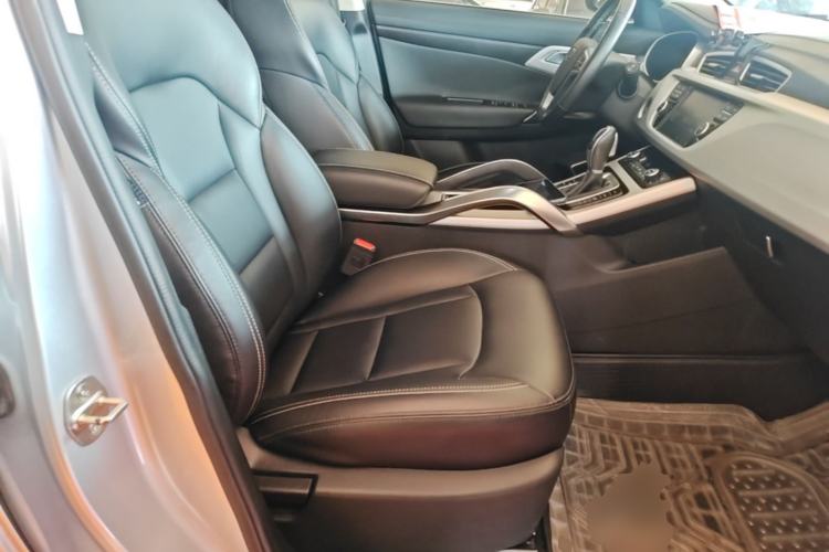 Used Geely Auto Emgrand X7 Sport 2016 1.8TD Automatic Smart Model Right Front Seat