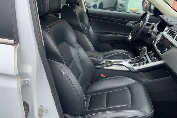 Used Geely Auto Emgrand X7 Sport 2016 1.8TD Automatic Smart Model Right Front Seat