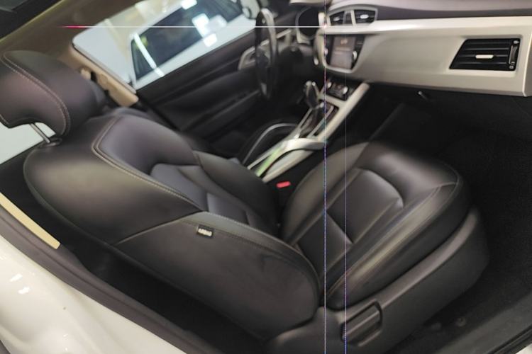 Used Geely Auto Emgrand X7 Sport 2016 1.8TD Automatic Smart Connectivity Version Right Front Seat