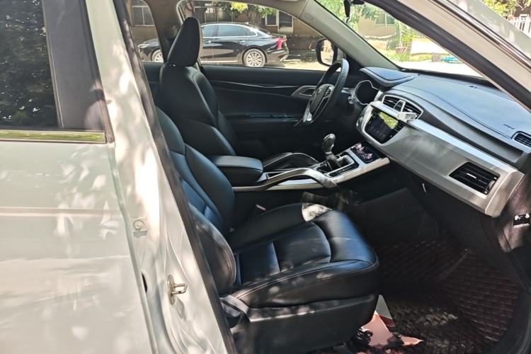 Used Geely Auto Emgrand X7 Sport 2016 2.0L Manual ZhiShang Version Right Front Seat