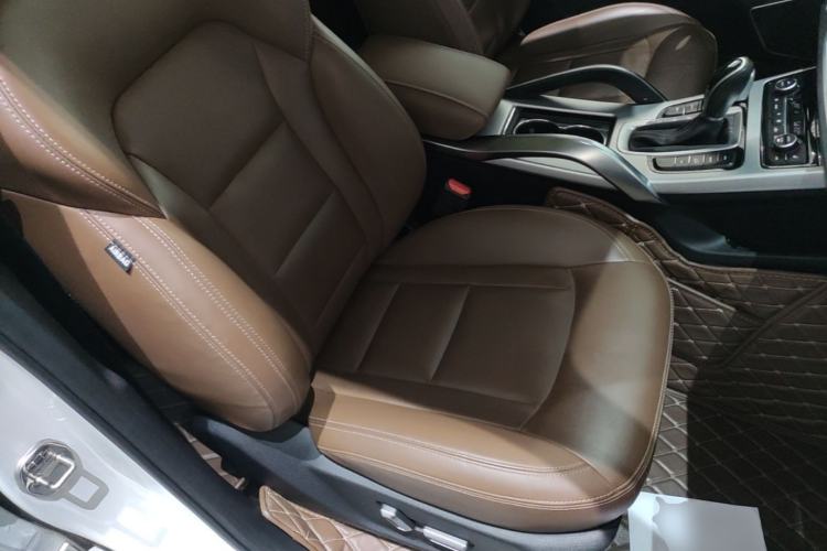 Used Geely Auto Emgrand X7 Sport 2016 1.8TD Automatic ZhiZun Version Right Front Seat