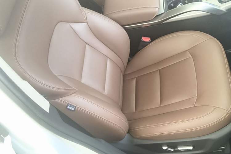 Used Geely Auto Emgrand X7 Sport 2016 1.8TD Automatic ZhiZun Version Right Front Seat