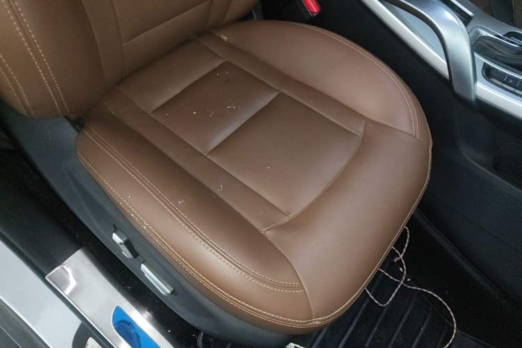 Used Geely Auto Emgrand X7 Sport 2016 1.8TD Automatic ZhiZun Version Right Front Seat