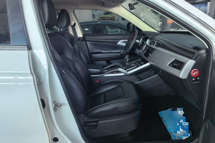 Used Geely Auto Emgrand X7 Sport 2016 2.0L Manual Smart Connect Version Right Front Seat