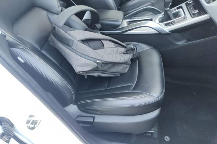 Used Geely Auto Emgrand X7 Sport 2016 2.0L Manual ZhiShang Version Right Front Seat