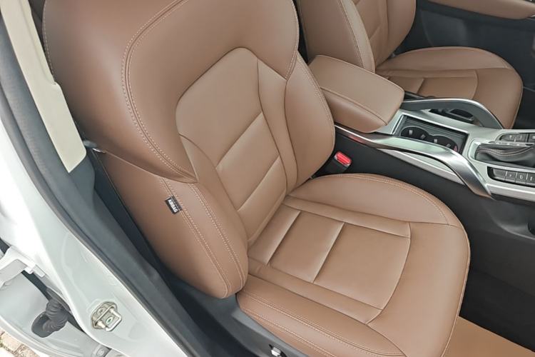 Used Geely Auto Emgrand X7 Sport 2016 1.8TD Automatic ZhiZun Version Right Front Seat