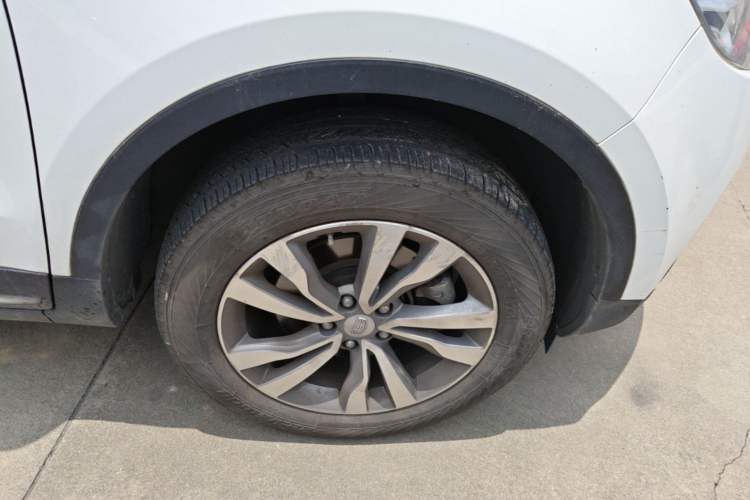Used Geely Auto Emgrand X7 Sport 2016 1.8TD Automatic Smart Model Right Front Wheel Hub