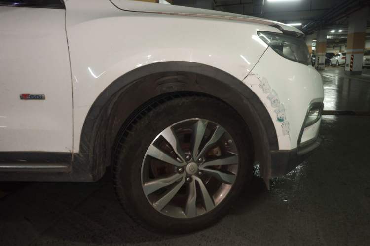 Used Geely Auto Emgrand X7 Sport 2016 1.8TD Automatic Smart Model Right Front Wheel Hub