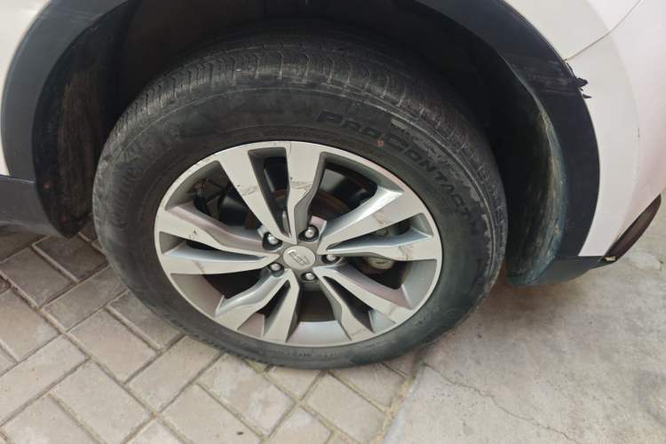 Used Geely Auto Emgrand X7 Sport 2016 1.8TD Automatic ZhiZun Version Right Front Wheel Hub