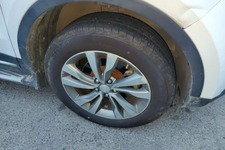 Used Geely Auto Emgrand X7 Sport 2016 1.8TD Automatic ZhiZun Version Right Front Wheel Hub