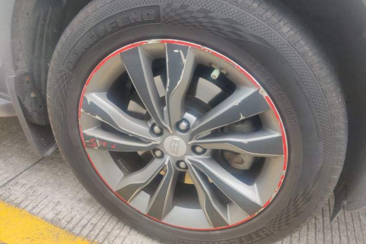 Used Geely Auto Emgrand X7 Sport 2016 1.8TD Automatic ZhiZun Version Right Front Wheel Hub