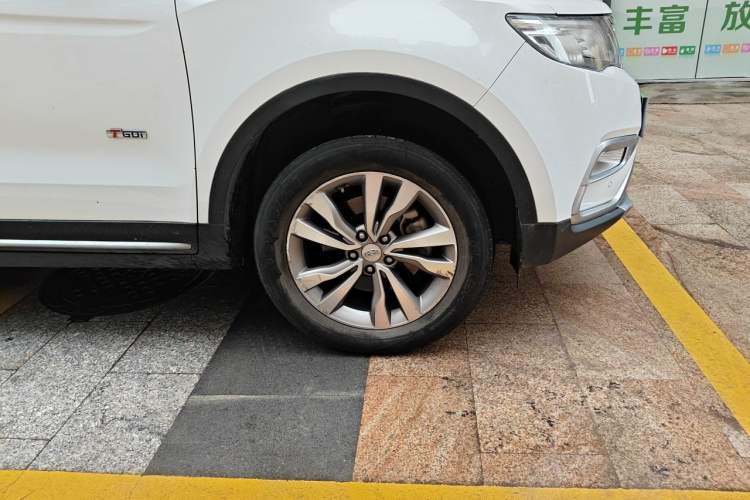 Used Geely Auto Emgrand X7 Sport 2016 1.8TD Automatic ZhiZun Version Right Front Wheel Hub