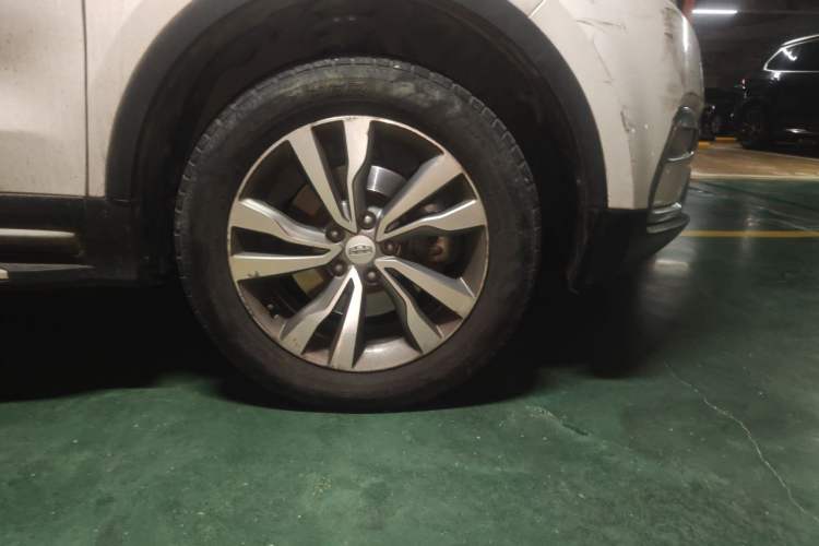 Used Geely Auto Emgrand X7 Sport 2016 1.8TD Automatic ZhiZun Version Right Front Wheel Hub