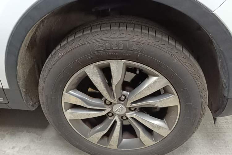 Used Geely Auto Emgrand X7 Sport 2016 1.8TD Automatic Smart Model Right Front Wheel Hub