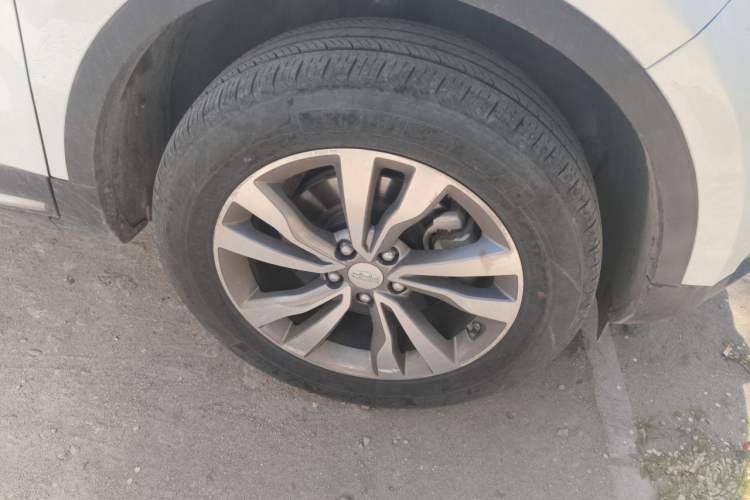 Used Geely Auto Emgrand X7 Sport 2016 1.8TD Automatic ZhiZun Version Right Front Wheel Hub
