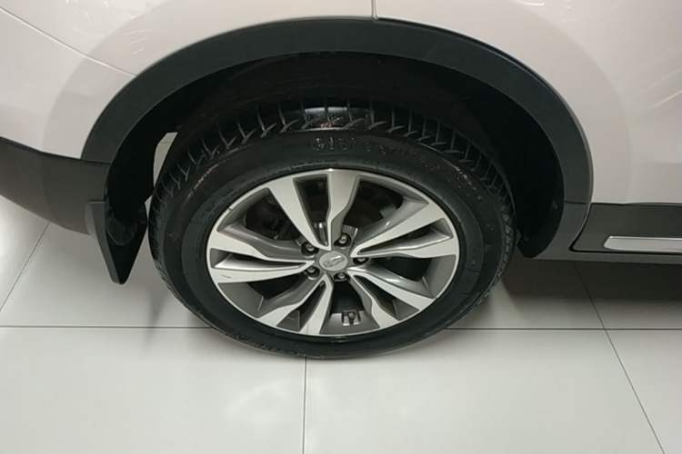 Used Geely Auto Emgrand X7 Sport 2016 1.8TD Automatic ZhiShang Model Right Rear Wheel Hub