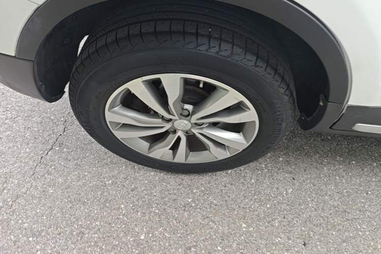 Used Geely Auto Emgrand X7 Sport 2016 1.8TD Automatic ZhiShang Model Right Rear Wheel Hub