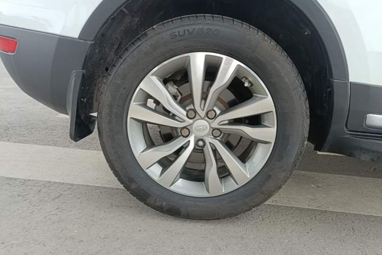 Used Geely Auto Emgrand X7 Sport 2016 2.0L Manual Smart Connect Version Right Rear Wheel Hub