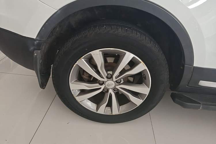 Used Geely Auto Emgrand X7 Sport 2016 1.8TD Automatic Smart Connectivity Version Right Rear Wheel Hub