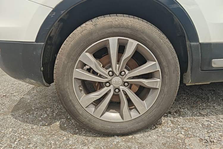 Used Geely Auto Emgrand X7 Sport 2016 2.0L Manual Smart Connect Version Right Rear Wheel Hub