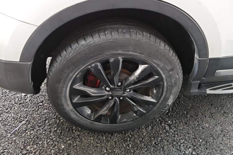 Used Geely Auto Emgrand X7 Sport 2016 1.8TD Automatic Smart Connectivity Version Right Rear Wheel Hub