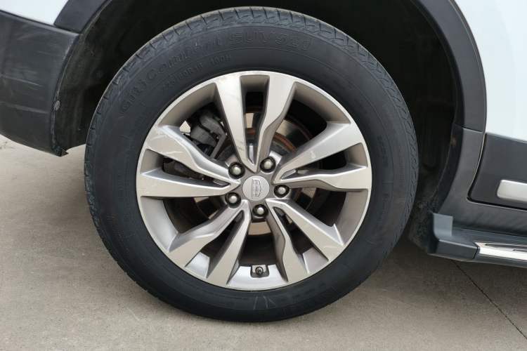 Used Geely Auto Emgrand X7 Sport 2016 1.8TD Automatic Smart Connectivity Version Right Rear Wheel Hub