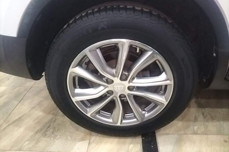 Used Geely Auto Emgrand X7 Sport 2016 1.8TD Automatic ZhiShang Model Right Rear Wheel Hub