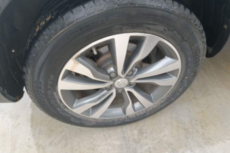 Used Geely Auto Emgrand X7 Sport 2016 1.8TD Automatic ZhiShang Model Right Rear Wheel Hub