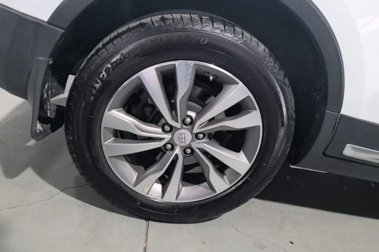 Used Geely Auto Emgrand X7 Sport 2016 1.8TD Automatic ZhiZun Version Right Rear Wheel Hub