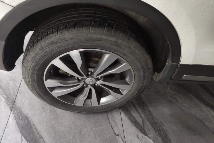 Used Geely Auto Emgrand X7 Sport 2016 1.8TD Automatic ZhiZun Version Right Rear Wheel Hub