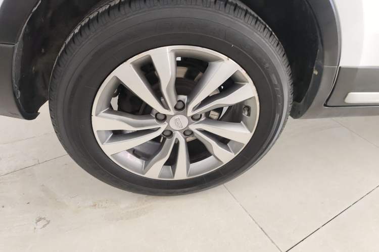 Used Geely Auto Emgrand X7 Sport 2016 1.8TD Automatic ZhiShang Model Right Rear Wheel Hub