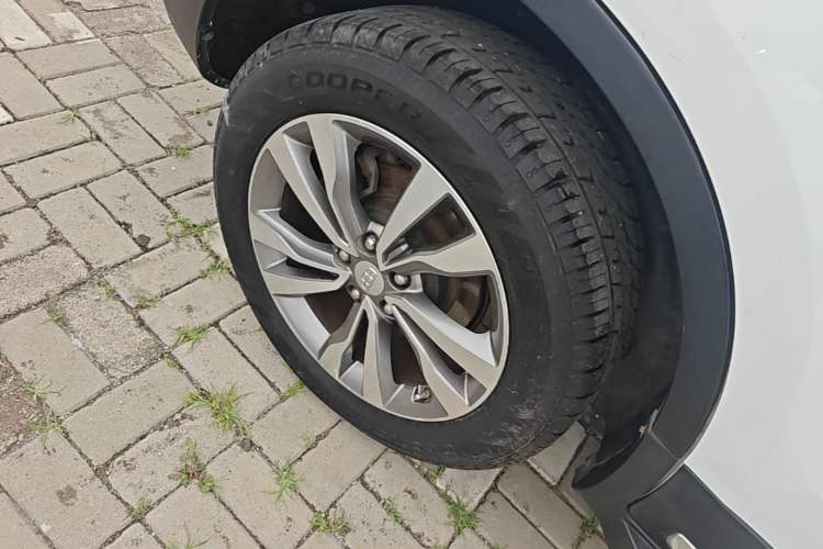 Used Geely Auto Emgrand X7 Sport 2016 1.8TD Automatic ZhiZun Version Right Rear Wheel Hub