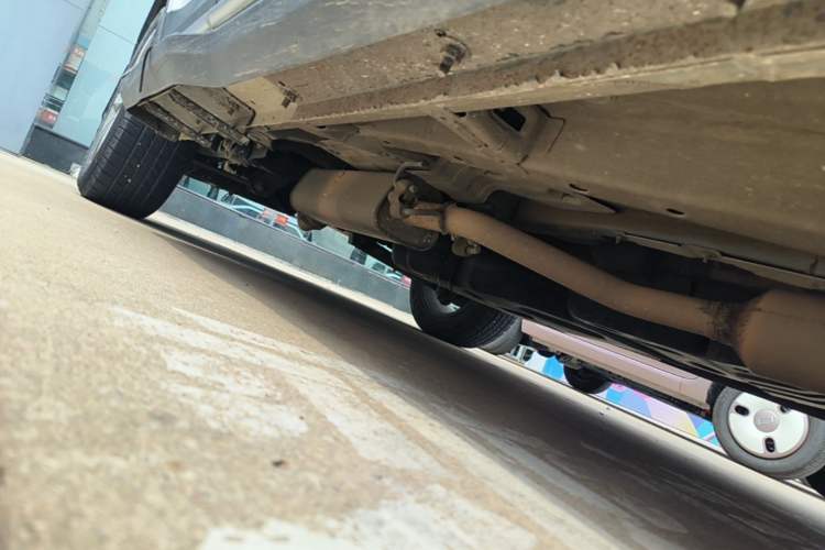 Used Geely Auto Emgrand X7 Sport 2016 1.8TD Automatic ZhiZun Version Right Side Sill