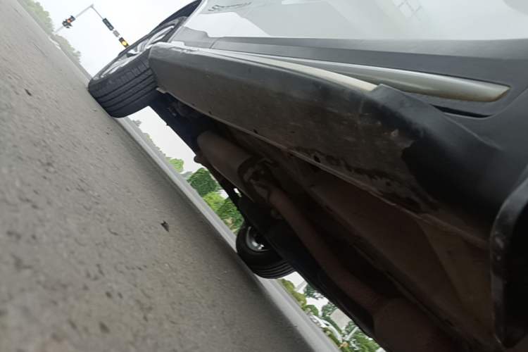 Used Geely Auto Emgrand X7 Sport 2016 2.0L Manual Smart Connect Version Right Side Sill