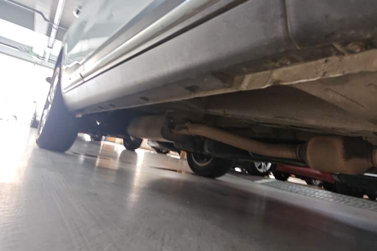 Used Geely Auto Emgrand X7 Sport 2016 1.8TD Automatic Smart Model Right Side Sill