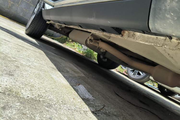Used Geely Auto Emgrand X7 Sport 2016 1.8TD Automatic Smart Connectivity Version Right Side Sill
