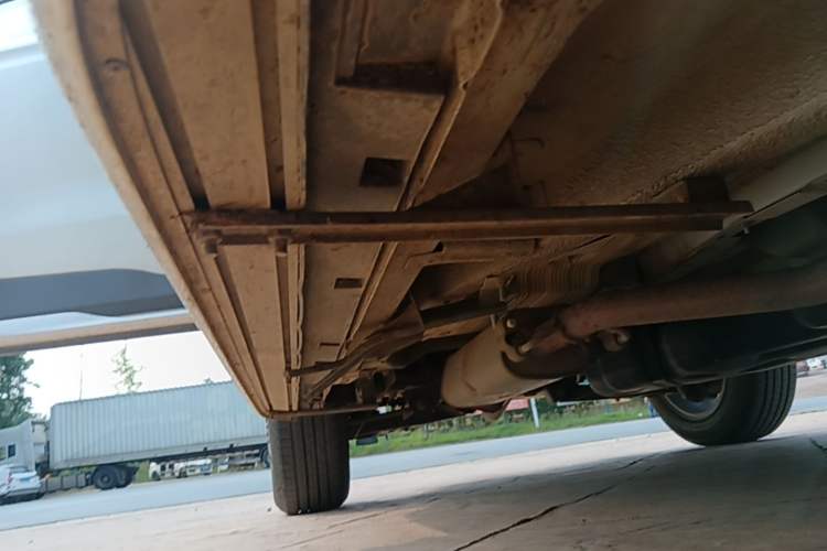 Used Geely Auto Emgrand X7 Sport 2016 1.8TD Automatic Smart Connectivity Version Right Side Sill
