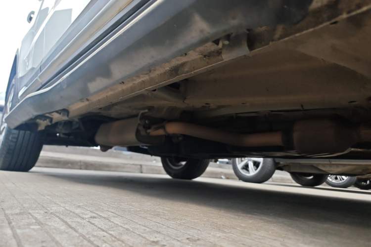 Used Geely Auto Emgrand X7 Sport 2016 1.8TD Automatic Smart Model Right Side Sill
