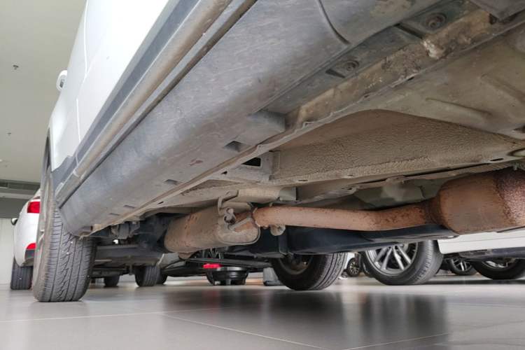 Used Geely Auto Emgrand X7 Sport 2016 1.8TD Automatic Smart Model Right Side Sill