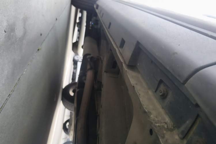 Used Geely Auto Emgrand X7 Sport 2016 1.8TD Automatic ZhiZun Version Right Side Sill