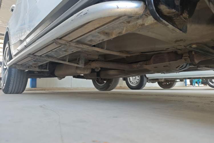 Used Geely Auto Emgrand X7 Sport 2016 1.8TD Automatic Smart Model Right Side Sill