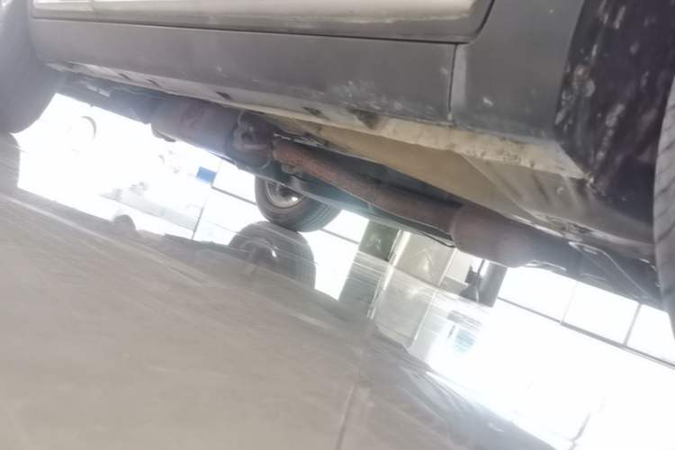 Used Geely Auto Emgrand X7 Sport 2016 1.8TD Automatic Smart Model Right Side Sill